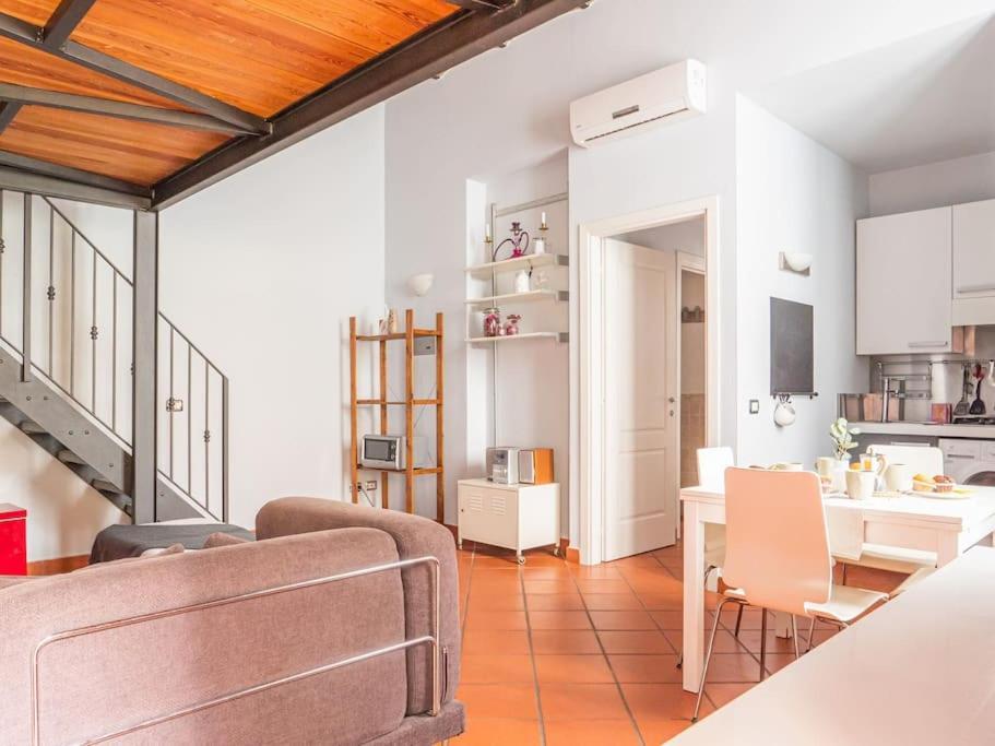 Spazioso Loft Imbonati6 มิลาน ภายนอก รูปภาพ